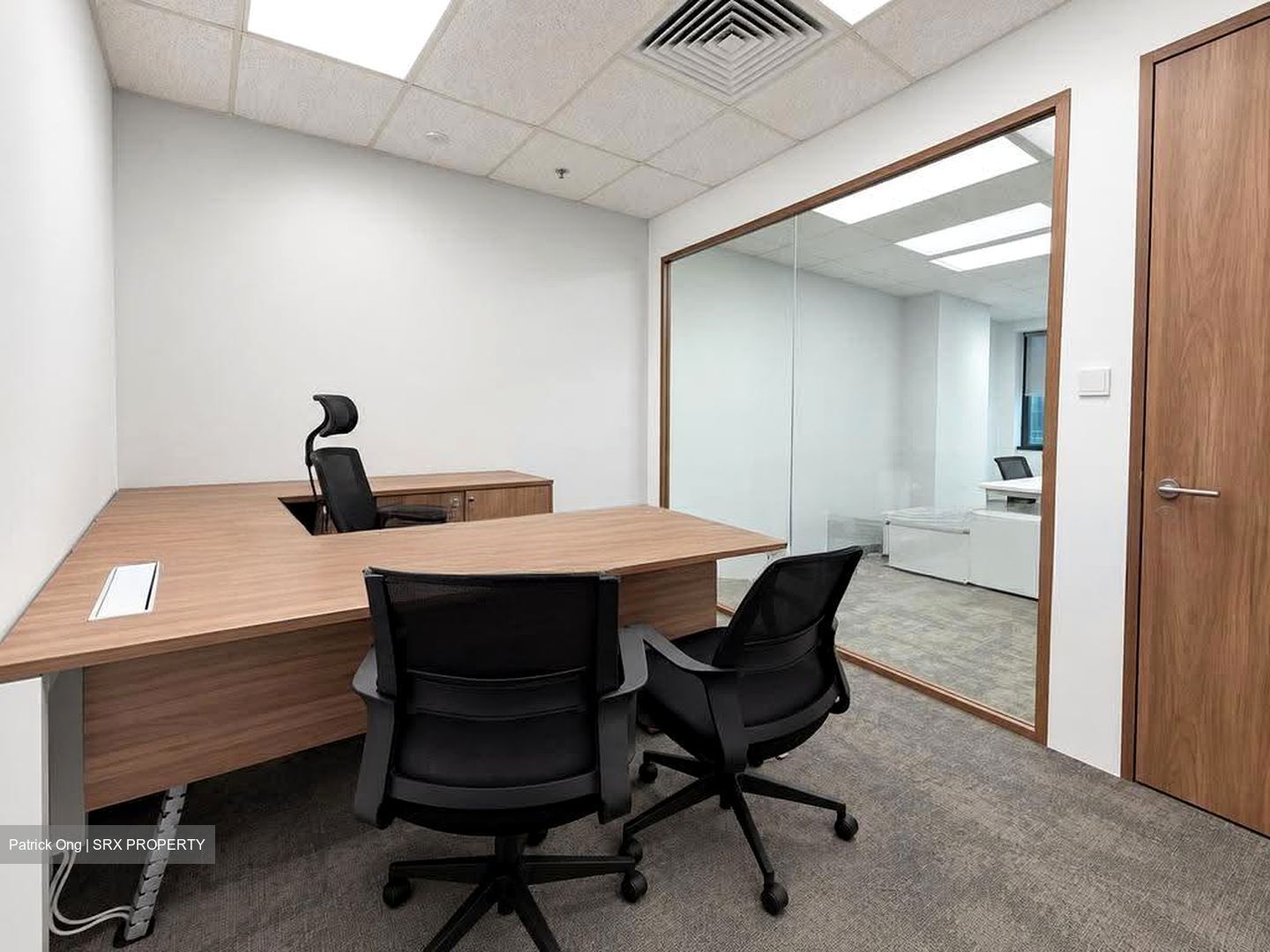 City House (D1), Office #632360681
